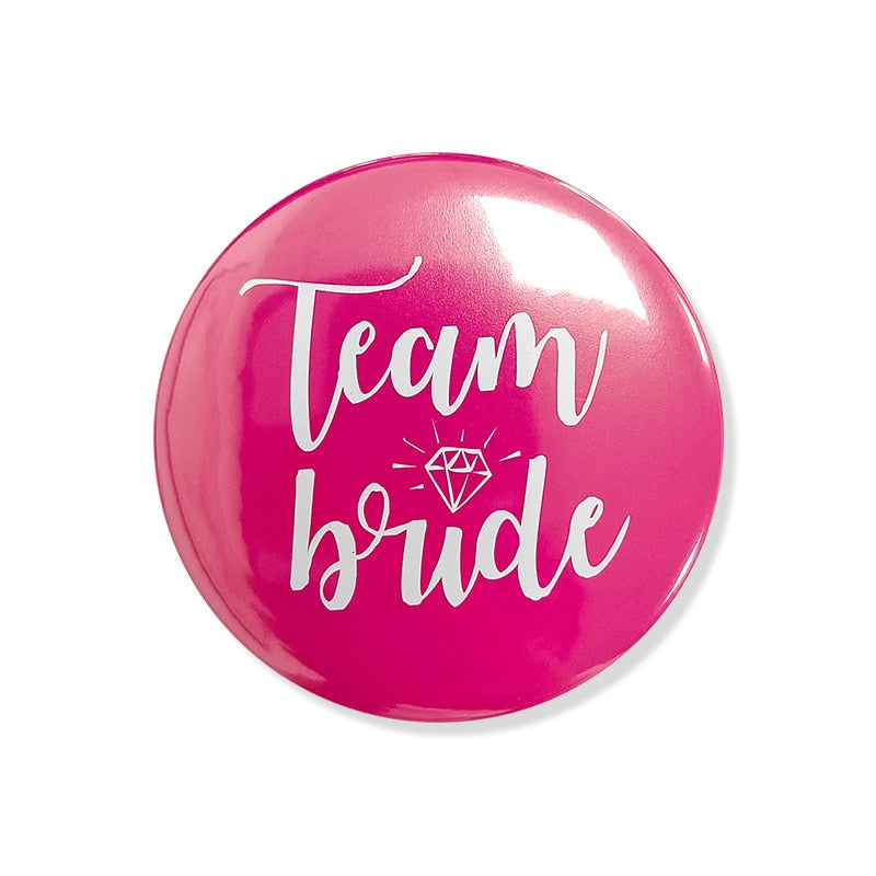 BADGE INVITÉ EVJF 1