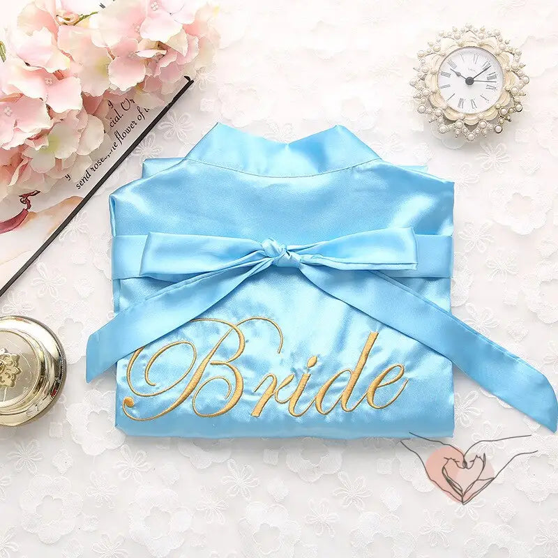 PEIGNOIR DE SOIE POUR FUTURE MARIEE 1